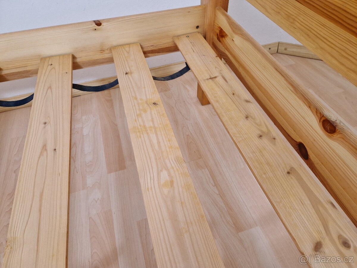 Jednolůžková dřevěná postel - 3