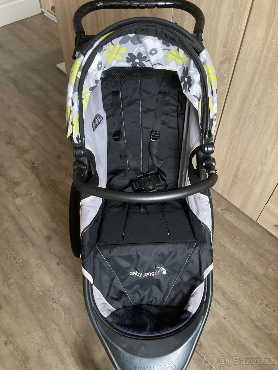 kočárek Baby Jogger Summit X3 - 3
