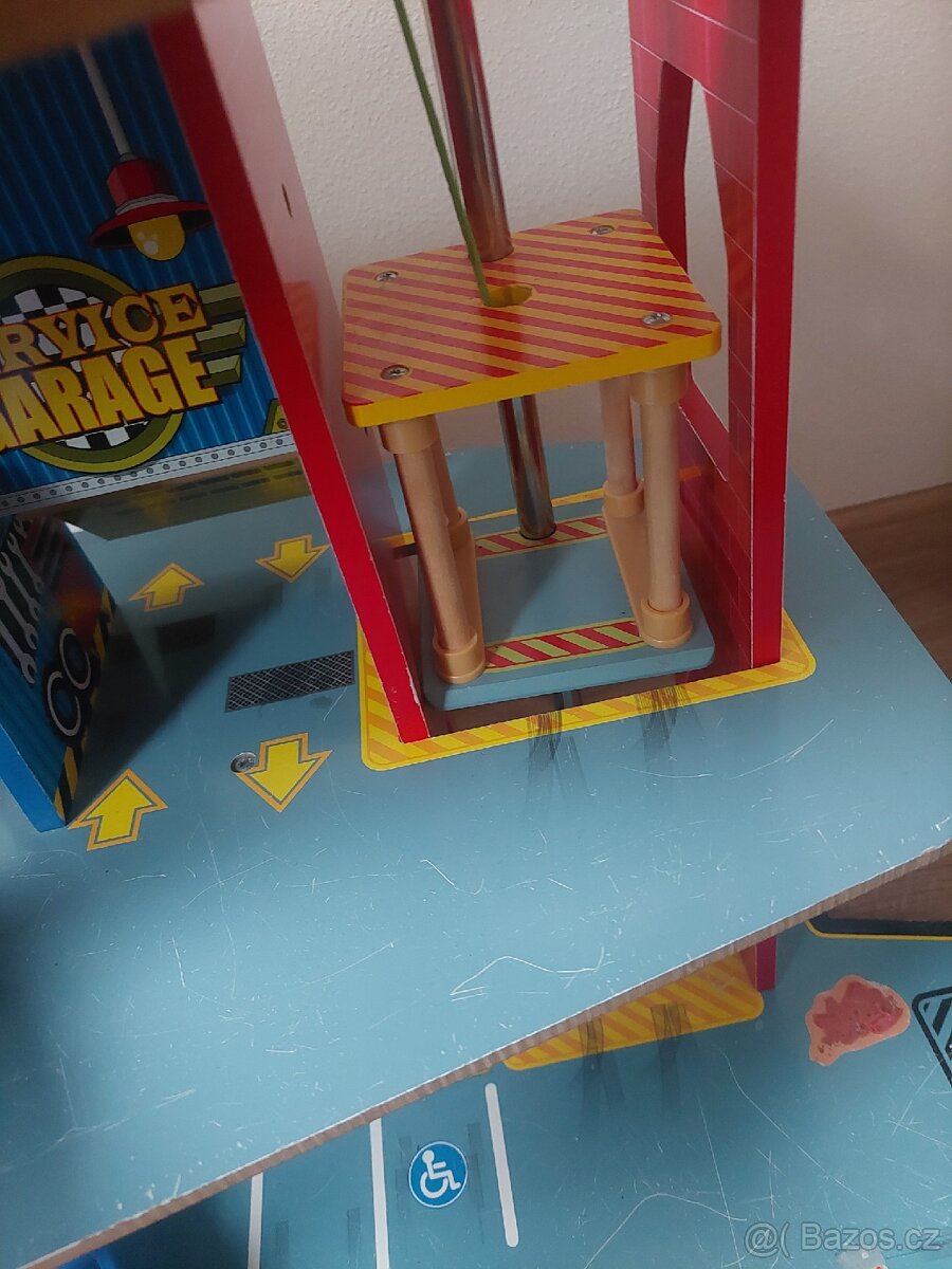 Garáž kidkraft - 3