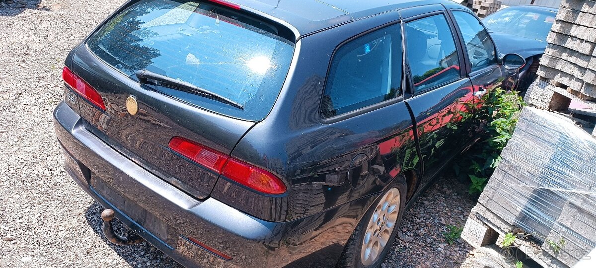 Prodám Alfa Romeo 156 2.4 20v na díly - 3