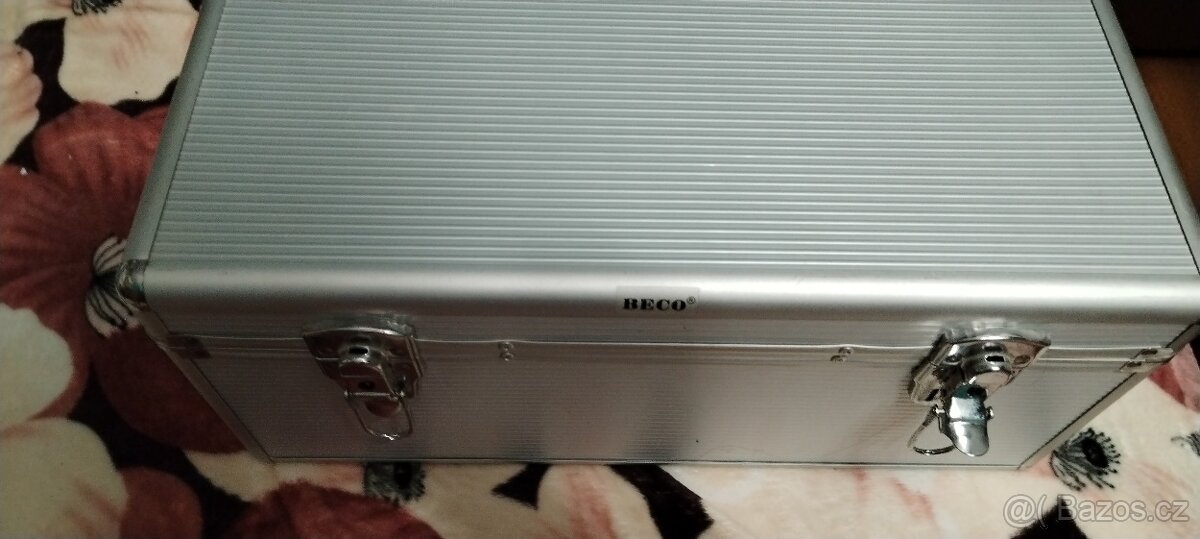 hliníkový kufr na dvd 390 - 3