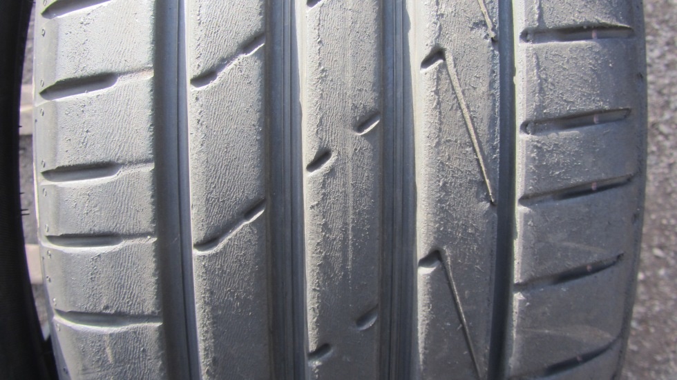 Letní pneu 225/45/18 Hankook - 3