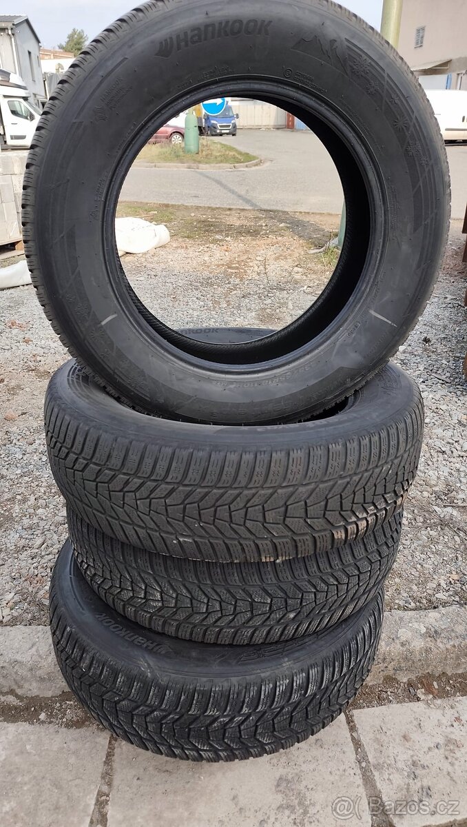 235/65R18 - 3