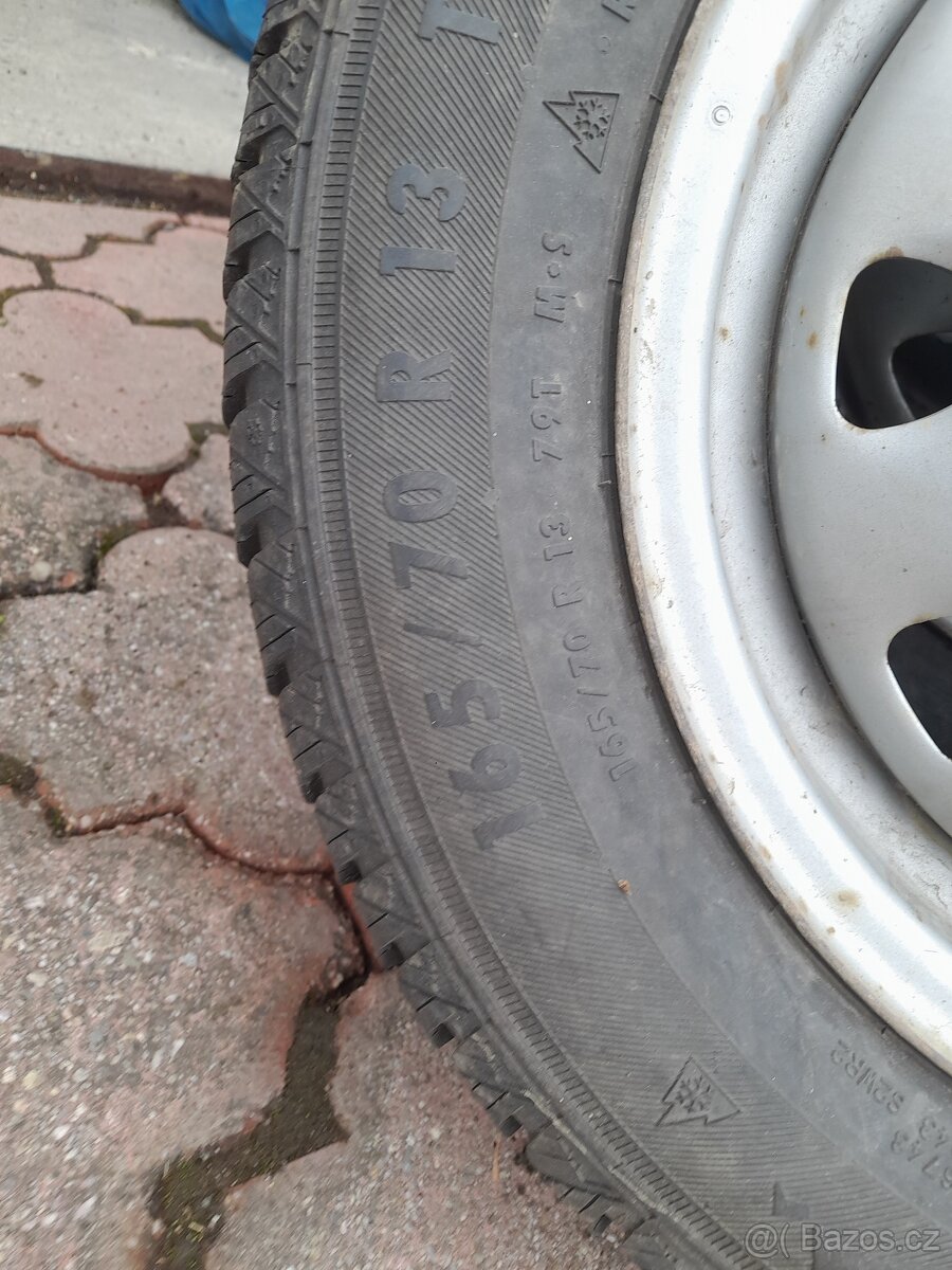 165/70 r13 - 3