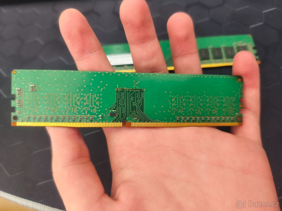 Ramky ddr4 2x8gb - 3
