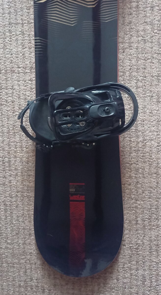 Snowboard, vázání, boty a helma - 3