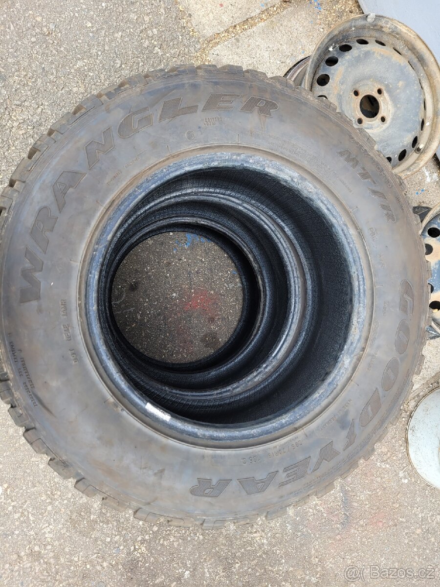 Pneumatiky 235/70 R16 Good Year Wrangler
