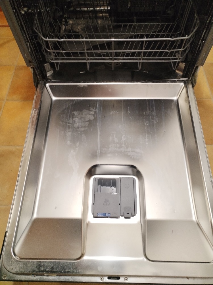 Vestavěná myčka Beko šířka 60cm funkční - 3