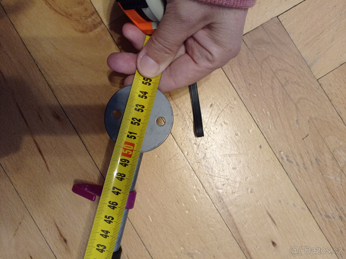 Závěsná tyč s háčky Ikea - 3