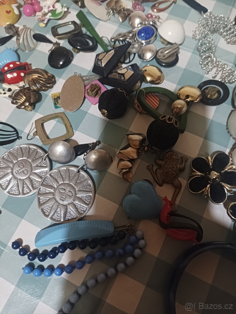 Retro bižuterie - 3