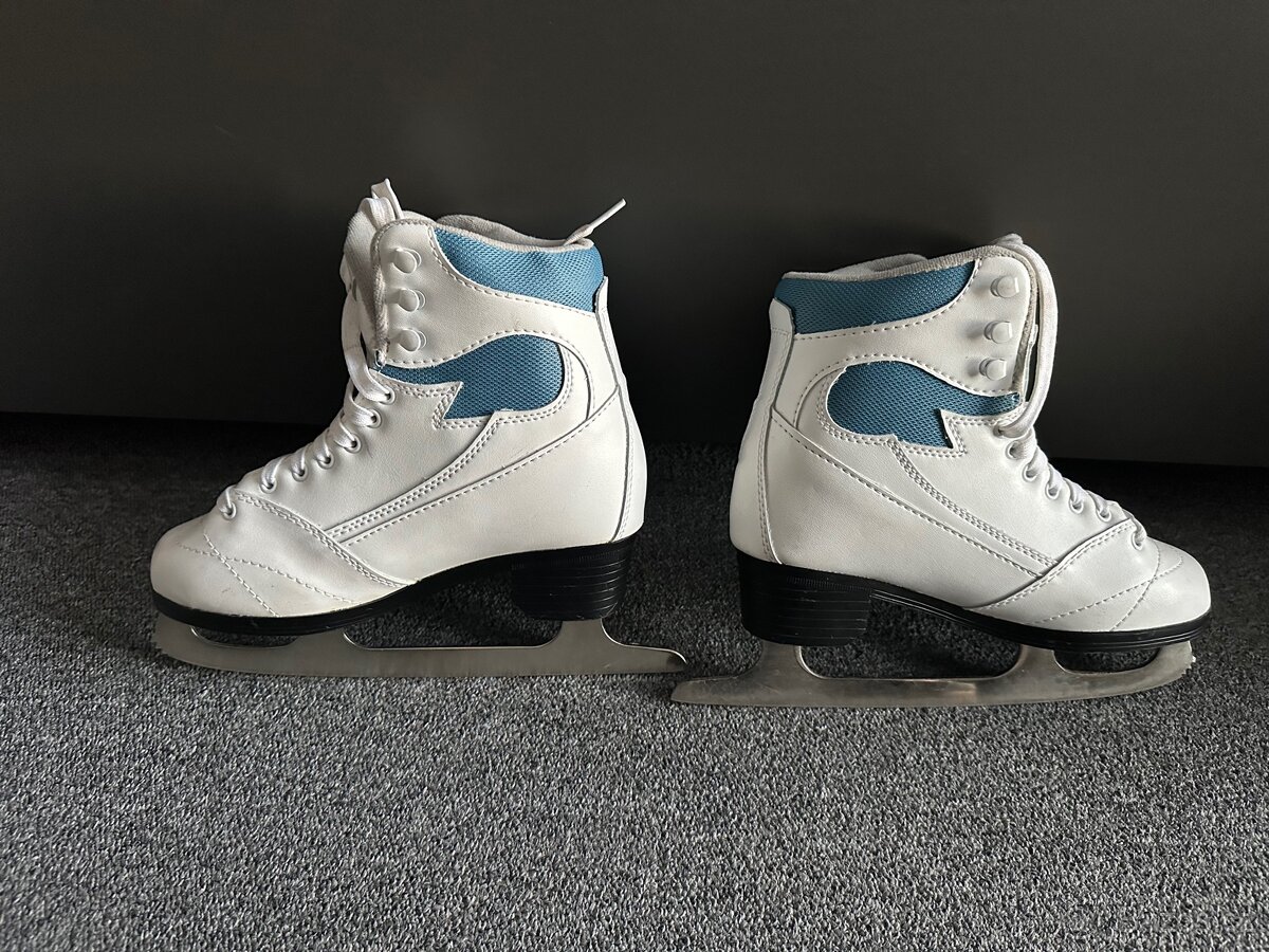 Dámské lední brusle vel.37 - 3