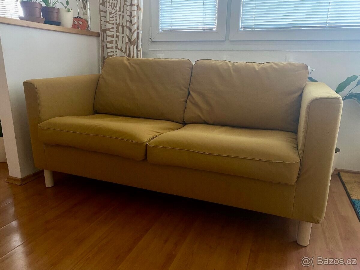 Pohovka IKEA - 3