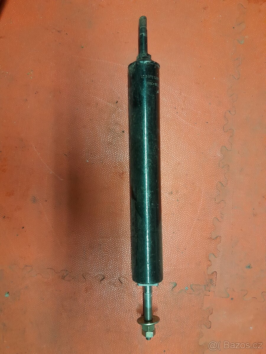 Stará autoradia + díly škoda 120 - 3