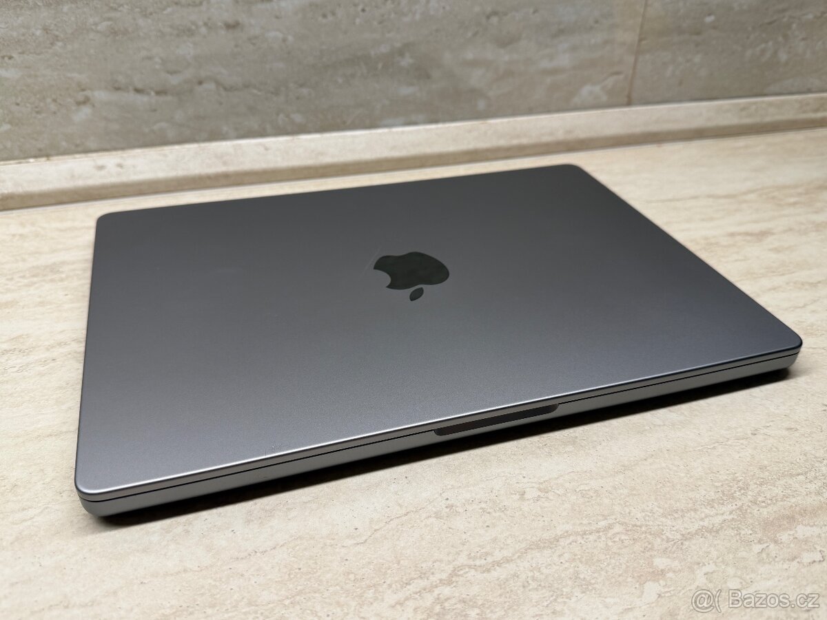 MacBook Pro 14" / M1 Pro / 16GB / 512GB / vesmírne šedý - 3