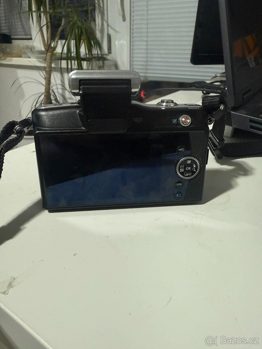 Olympus PEN Mini E-PM1. - 3