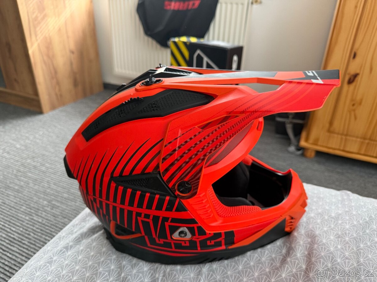 Helma LS2 Fast 2 - 3