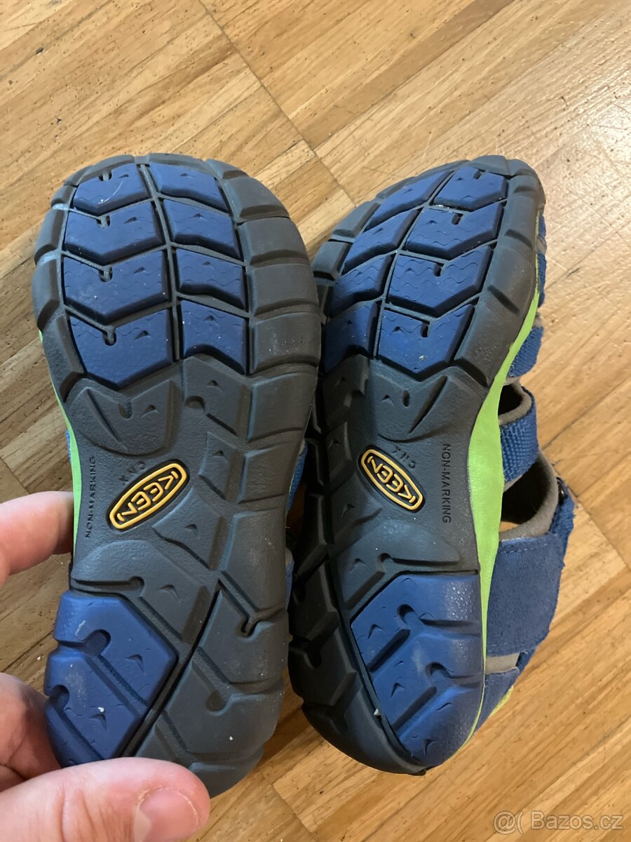 Téměř nenošené sandále Keen,vel.30 - 3