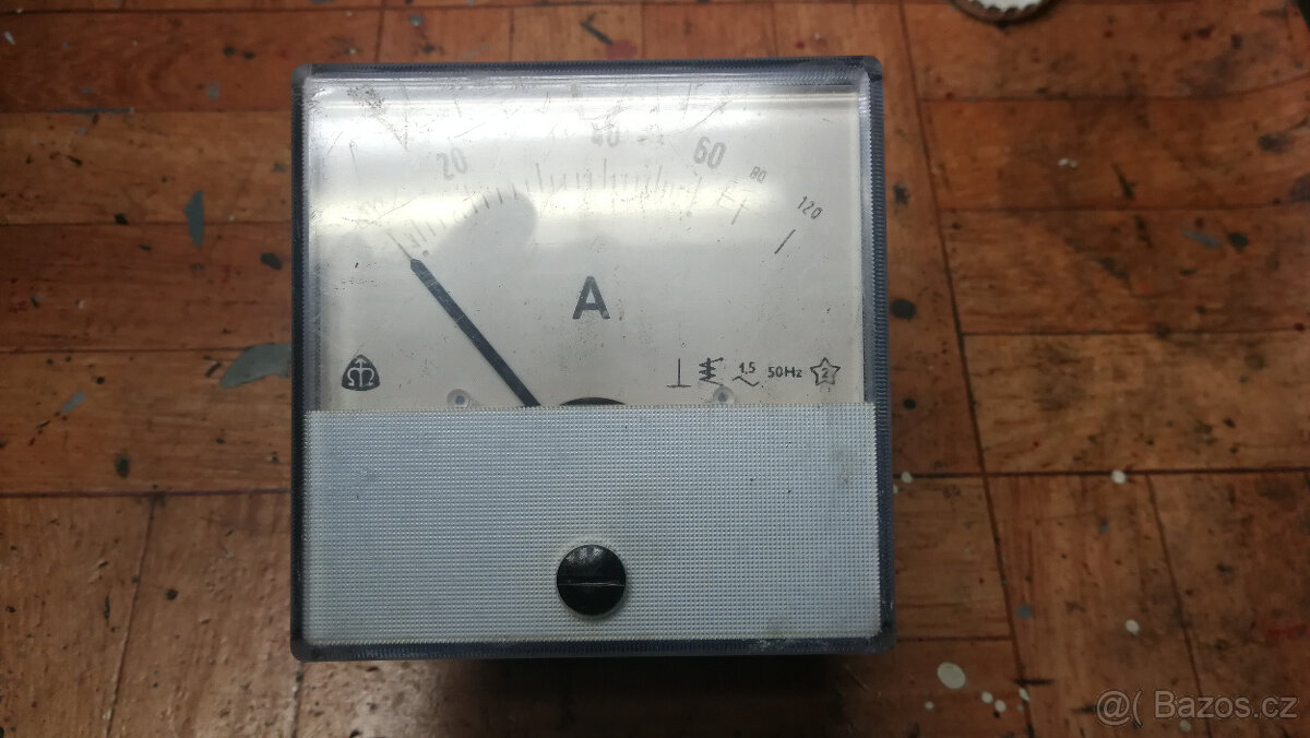 Diody, triaky, spínače, ampérmetry, ledky, odpory. - 3