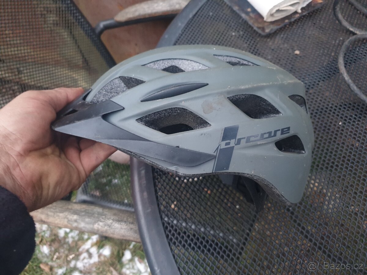 Přilba, helma... - 3