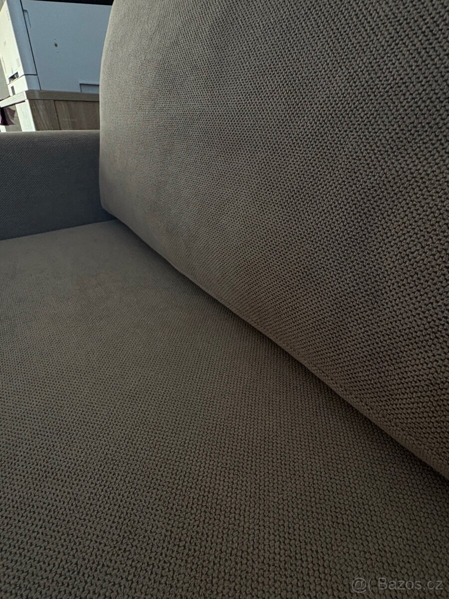 Rozkládací gauč - 3