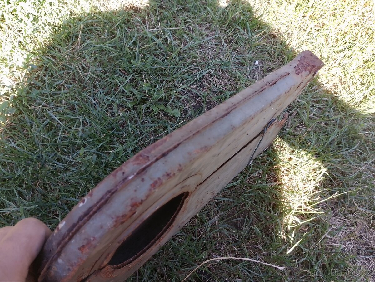 ČZ skútr kryt řetězu - 3