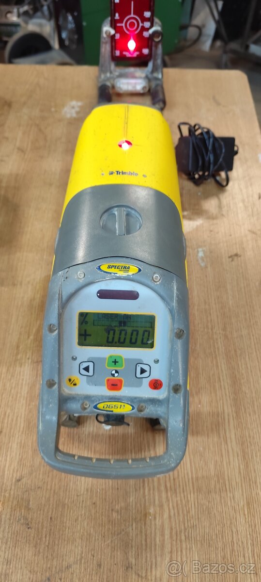 Potrubní laser Spectra DG511 - 3