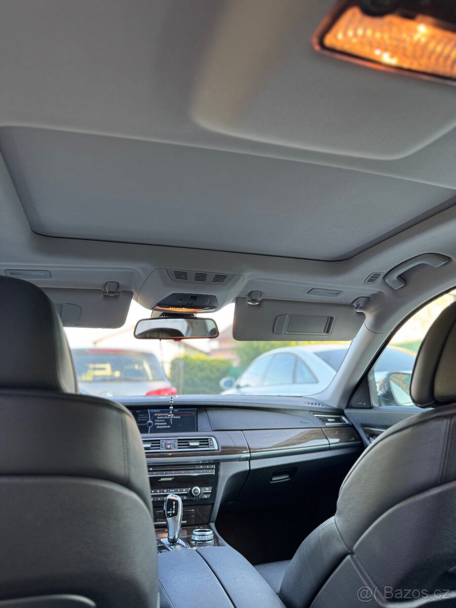 BMW 750i F01 - 3