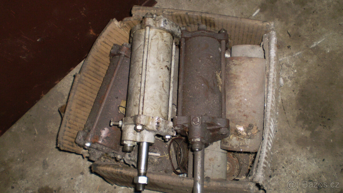 Autodílna - 3