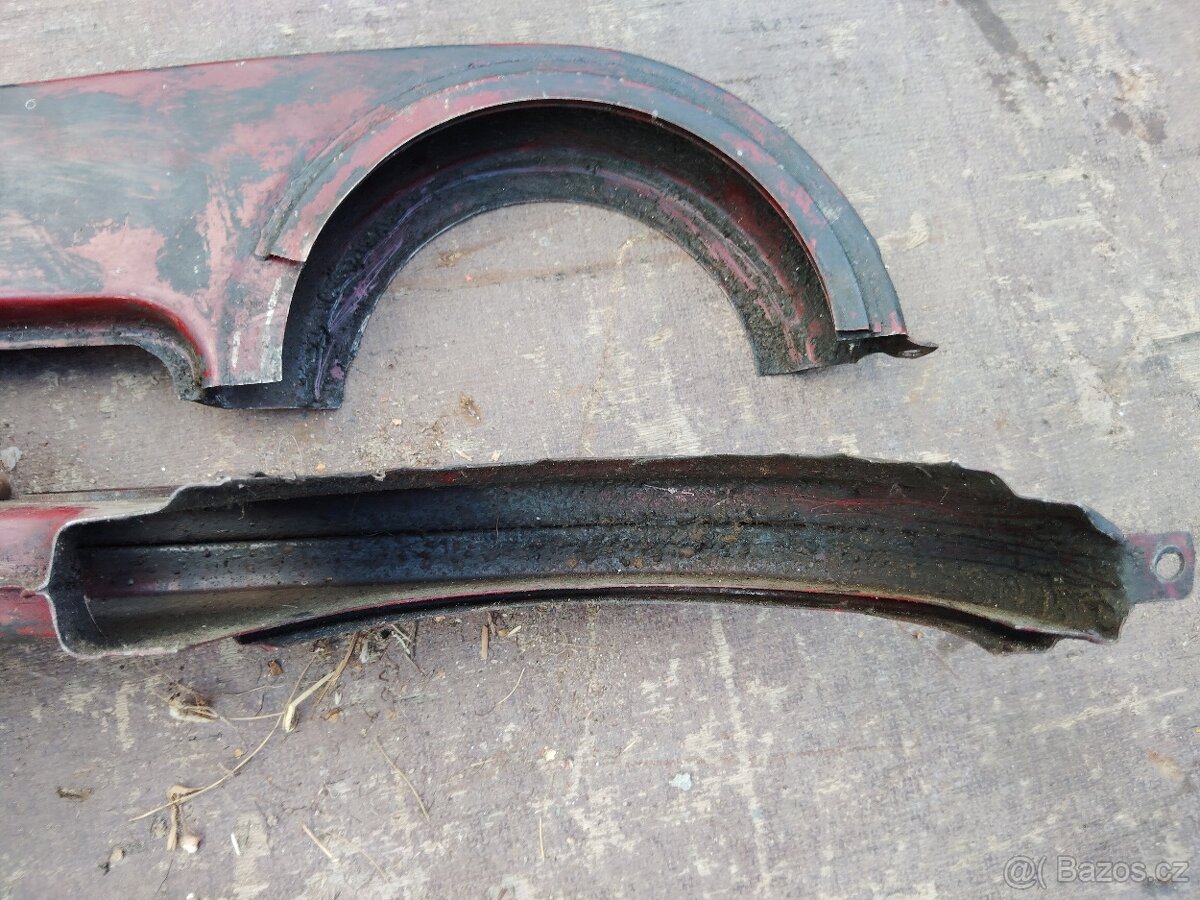Kryt řetězu Jawa 250 - 3