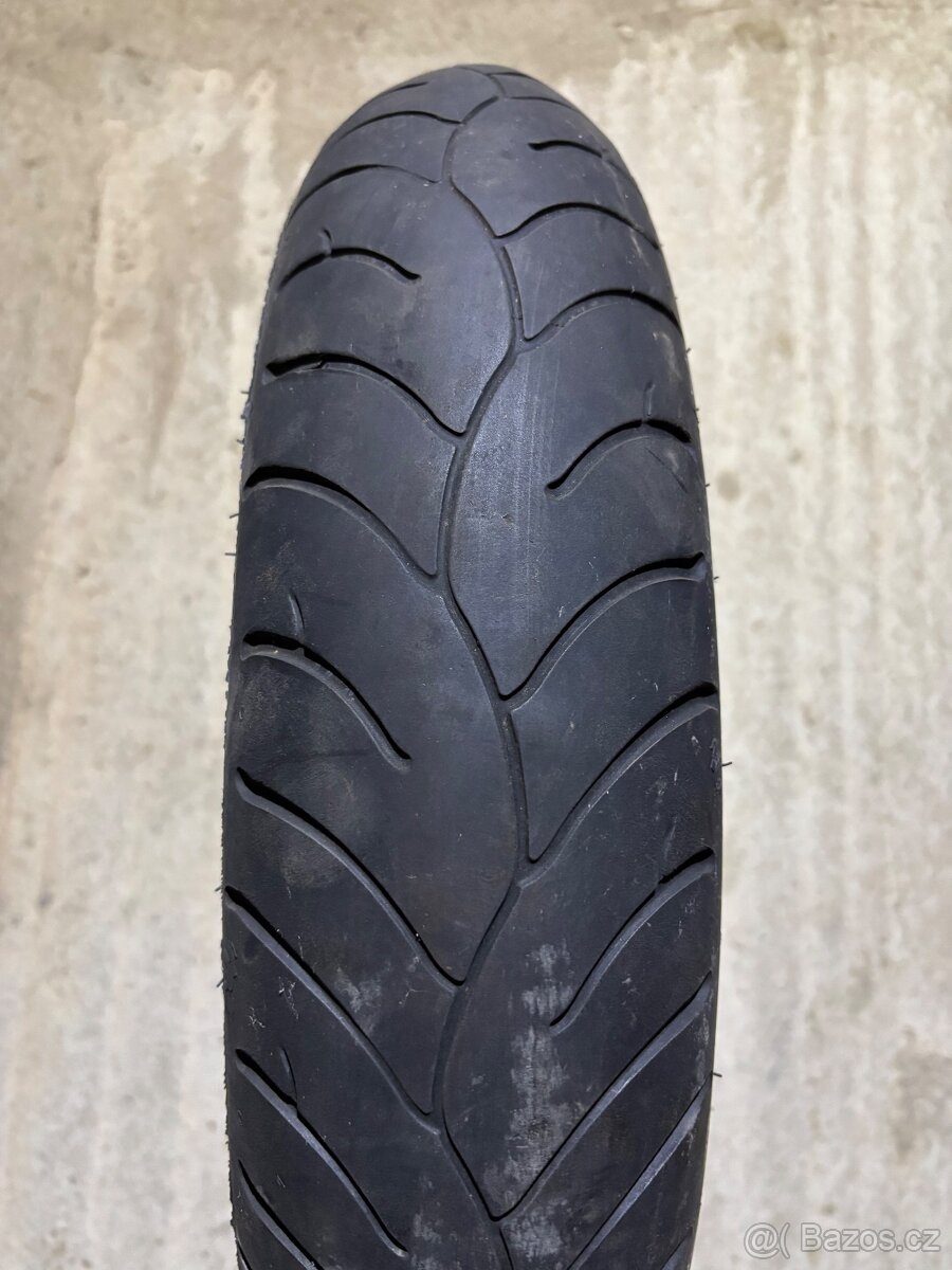 Pneu 120/70 ZR18 - 3