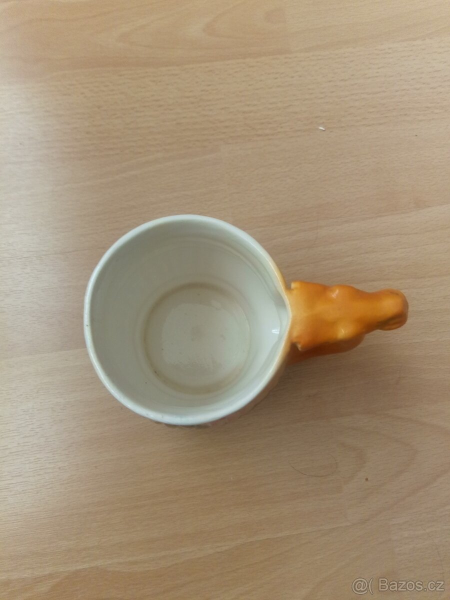 Hrnek s uchem ve tvaru velblouda - 3