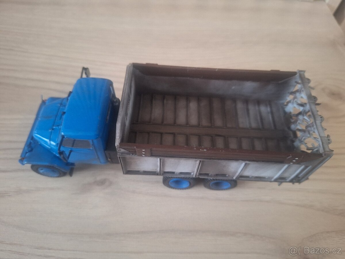 PRAGA V3S AGRO ROZMETADLO 1:43 PATINA - 3