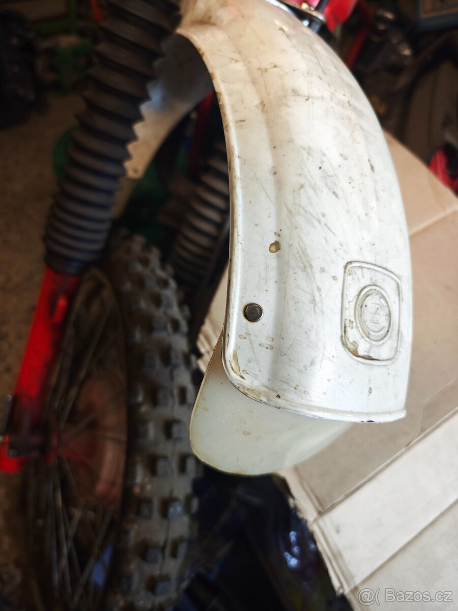 Zástěrky předního blatníku Jawa Enduro - 3