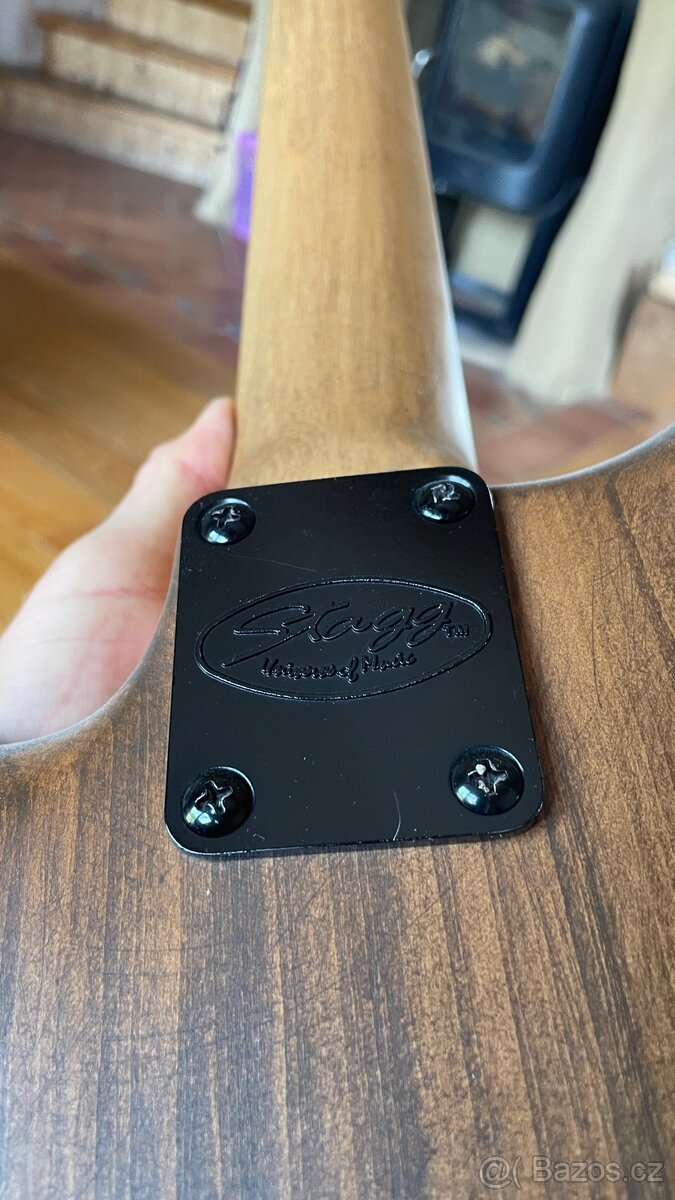 Bezpražcová baskytara - 3