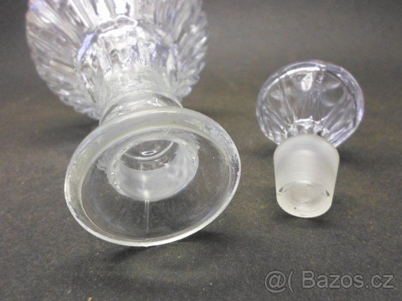 STARÁ NÁDHERNÁ KARAFA ČIRÉ LISOVANÉ SKLO LIBOCHOVICE TOP STA - 3