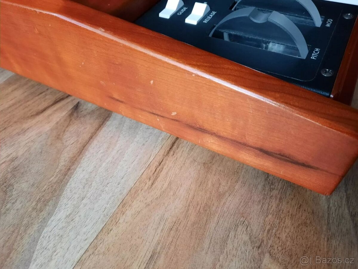 Minimoog Voyager Lunar Cherry, použité, dobrý stav - 3