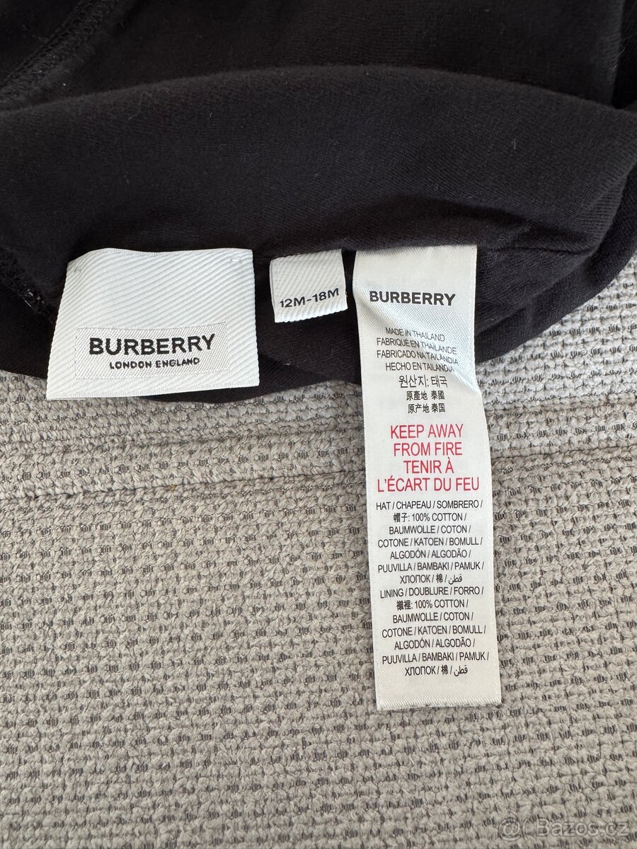 Čepička s bryndákem Burberry - 3