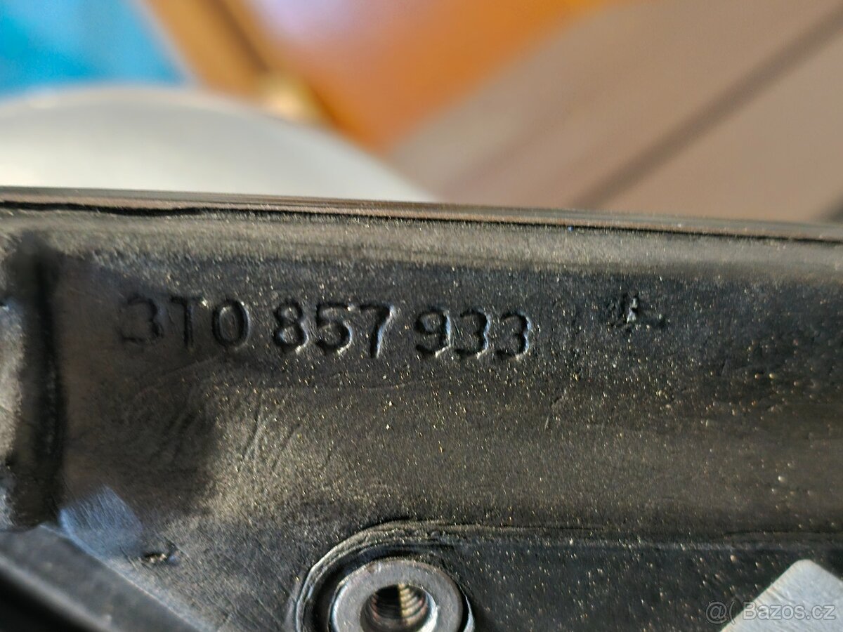 Superb 2 levé zpětné zrcátko - 3