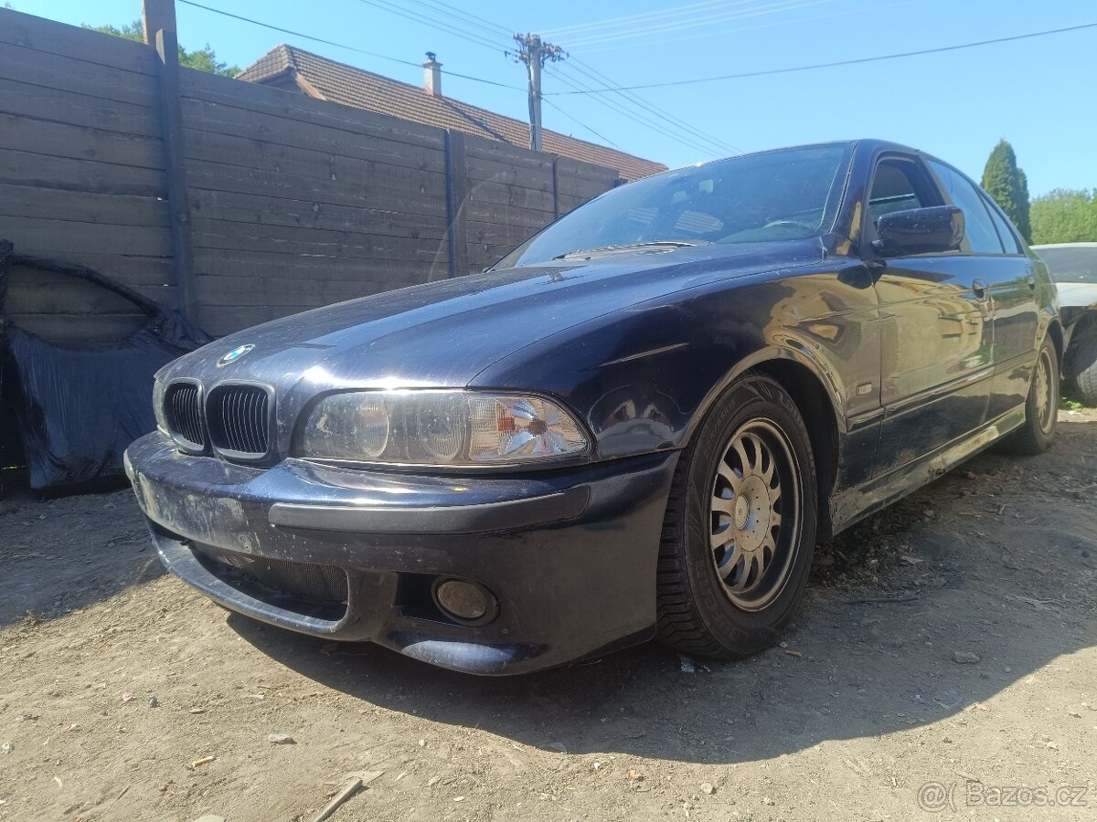 Díly BMW E39 530d orientblau - 3