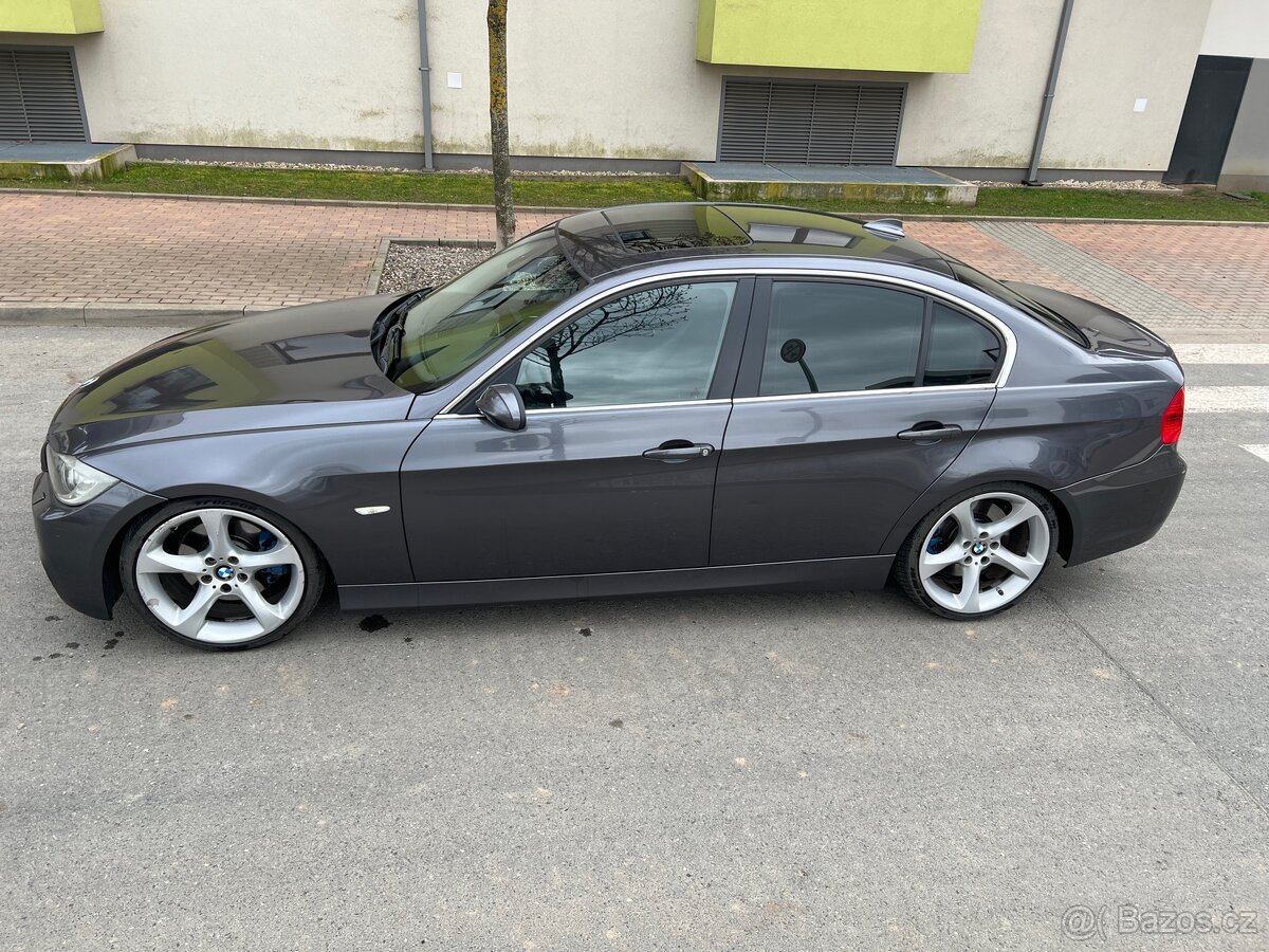 BMW E90 330i – N52 6q - 3