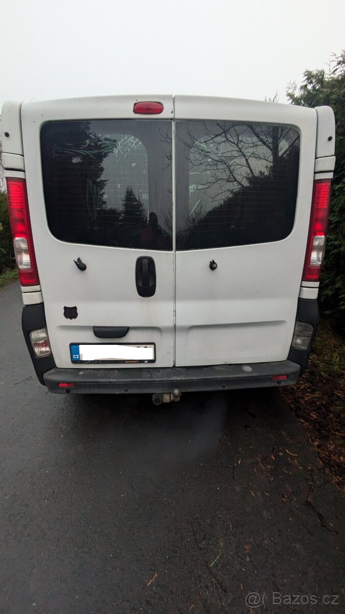 Renault Trafic 2.0 TDCi - 3