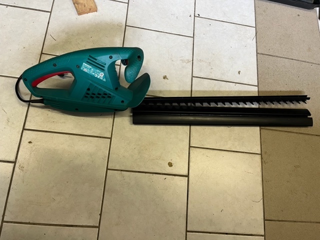 elektrické nůžky naplot - 3