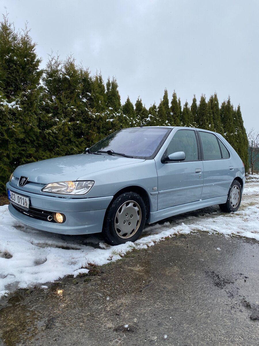 Peugeot 306 1.8i 81kw rok 2001 Euro3 v ČR jedna majitelka - 3
