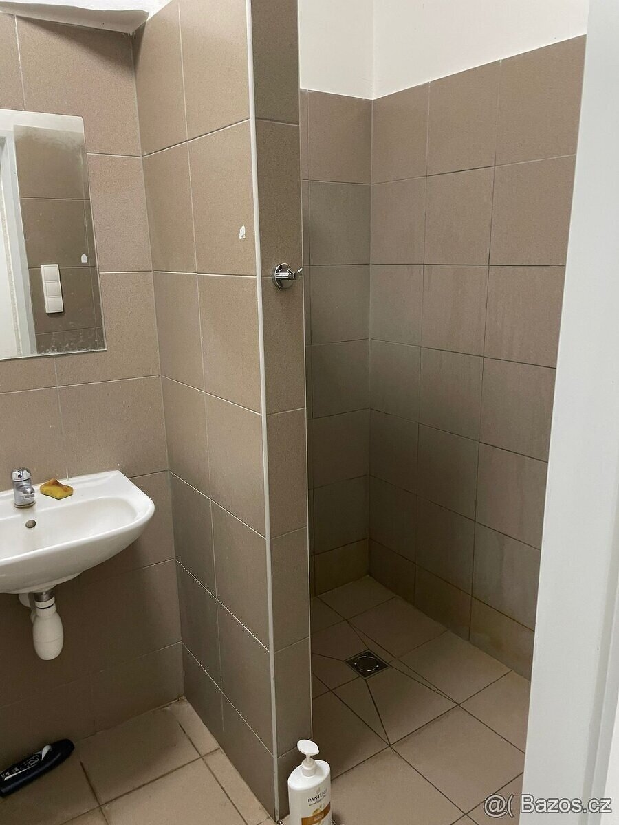 Pronájem pokojů – Náchod, Cena dohodou - 3