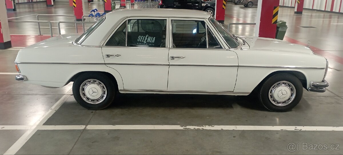 Mercedes w115 /8 220d - 3