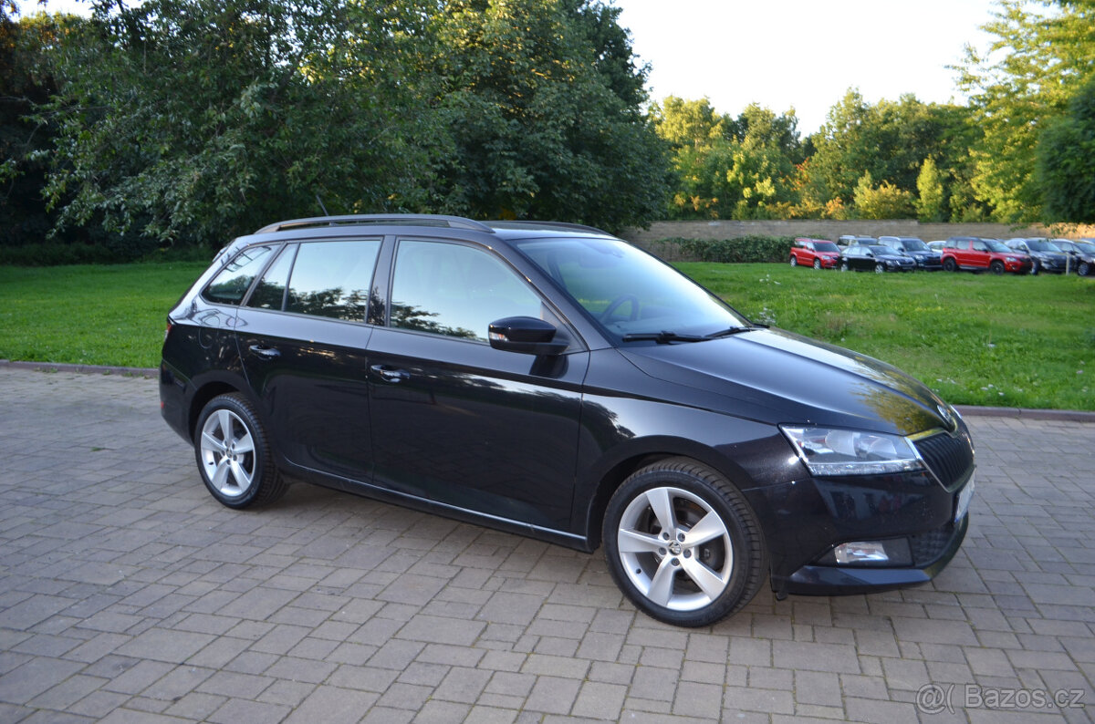 PRODÁM ŠKODA FABIA 1.0TSI COMBI III FACELIFT 2022 - 3