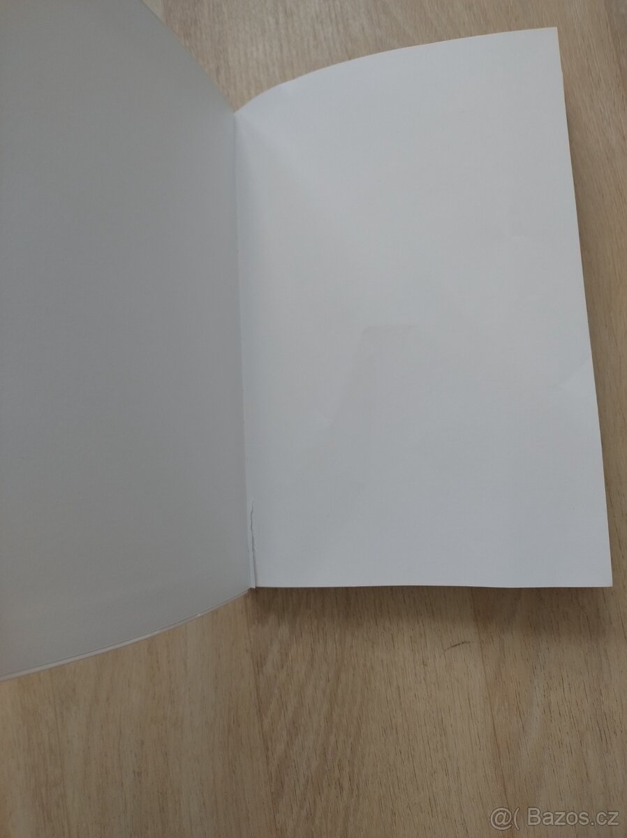 Prodám knihu Jsem v tom - 3