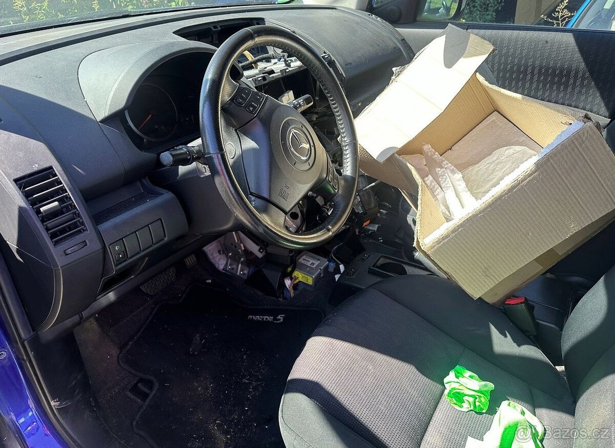 Mazda 5 2.0i náhradní díly - 3