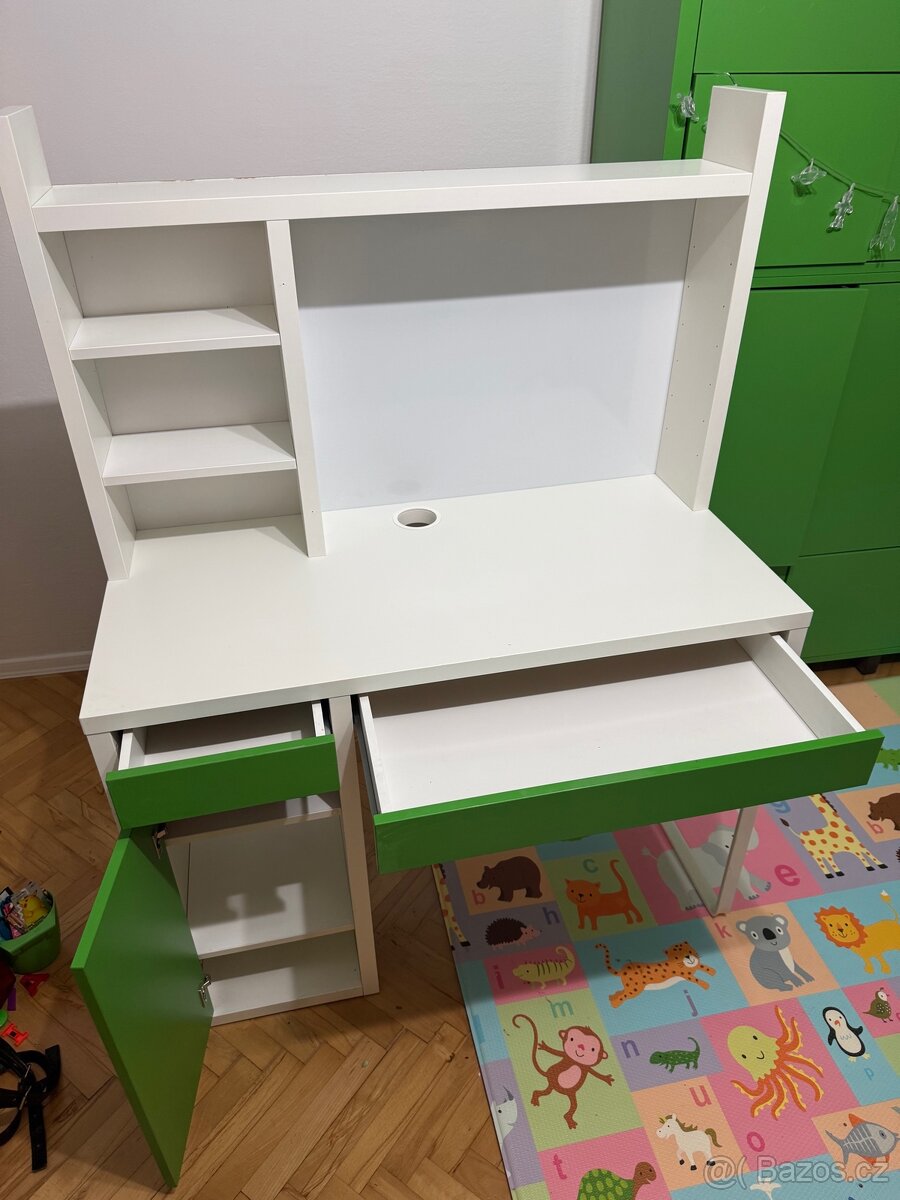 Psací stůl IKEA Micke - zelený - 3