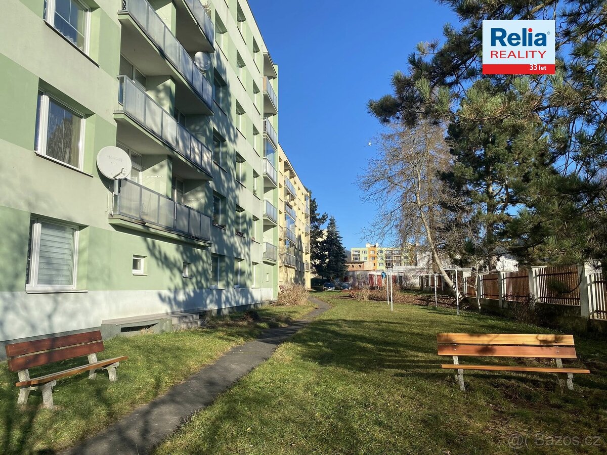 Prodej prostorného, slunného bytu 2+1 s lodžií, Liberec - ul - 3